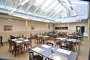 Hotel Airport & Seminarhotel 3*