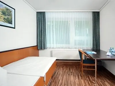 Airport & Seminarhotel 3* Neu-Isenburg