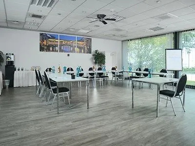 Airport & Seminarhotel 3* Neu-Isenburg