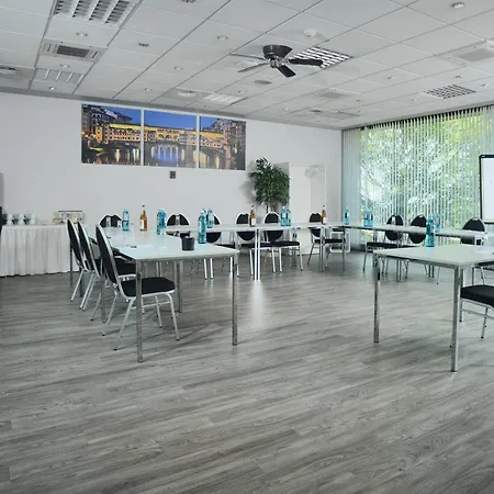 Airport & Seminarhotel 3* Neu-Isenburg