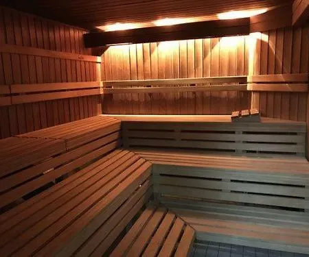 Hotel Airport & Seminarhotel 3*