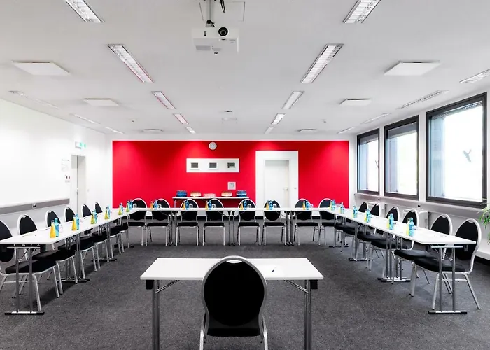 호텔 Airport & Seminarhotel 노이 이젠부르크