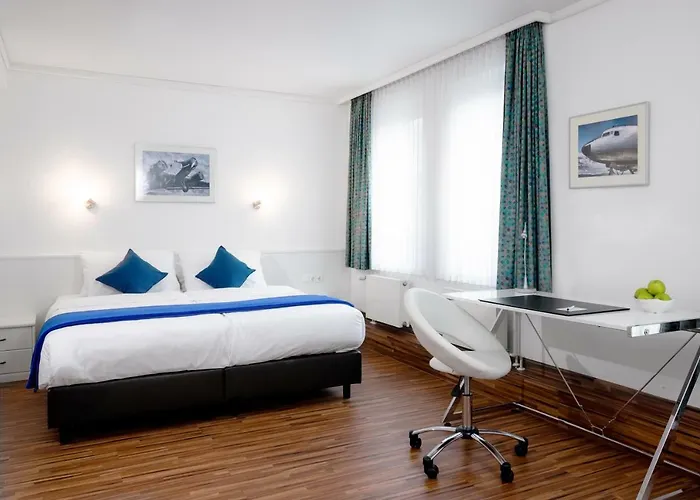 Airport & Seminarhotel 노이 이젠부르크